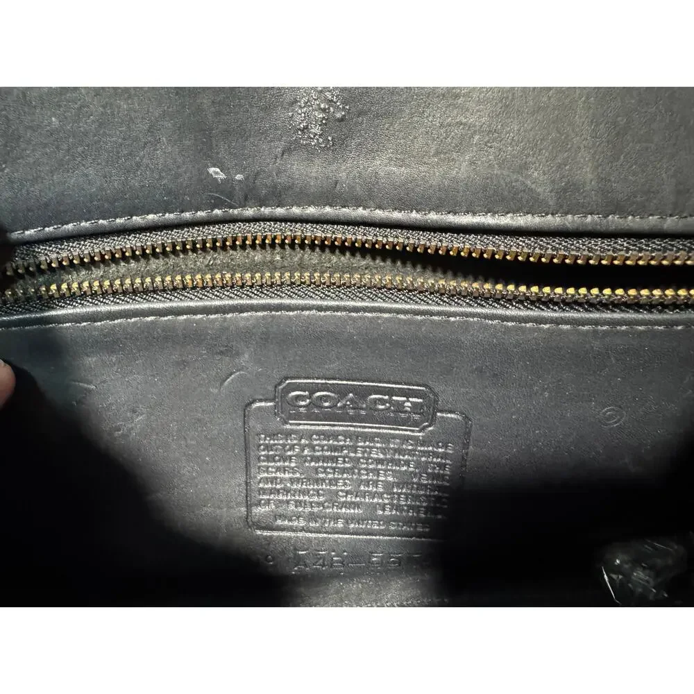 Vintage 1994 Coach Sterling Clutch 9945 Navy Leather